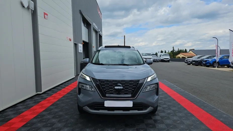 NISSAN X-Trail -