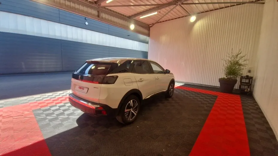 PEUGEOT 3008 -