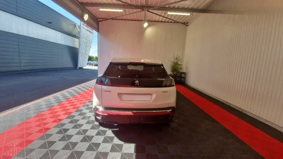 PEUGEOT 3008 -