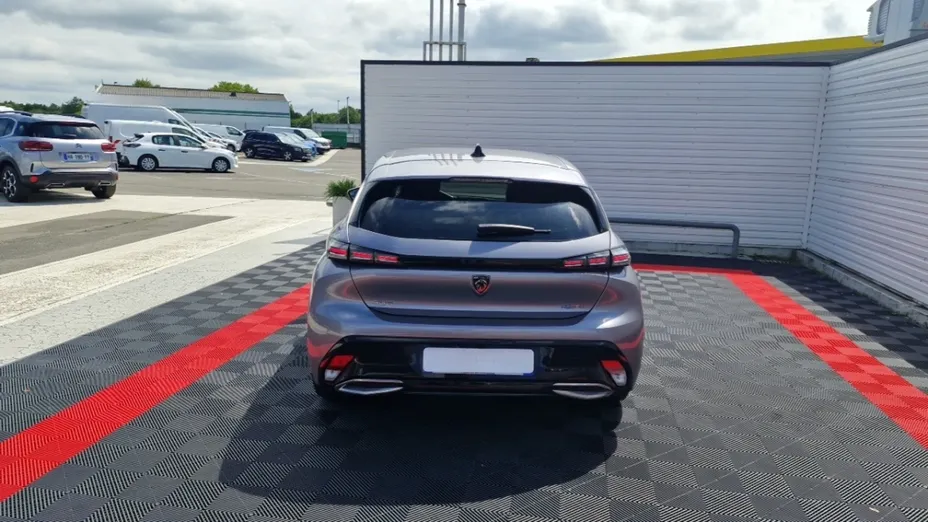 PEUGEOT 308 -