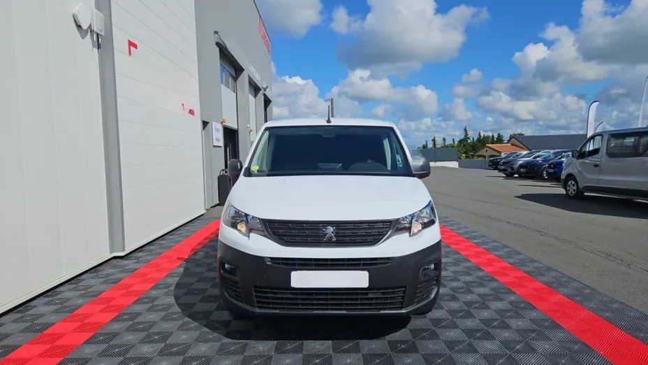 PEUGEOT Partner -