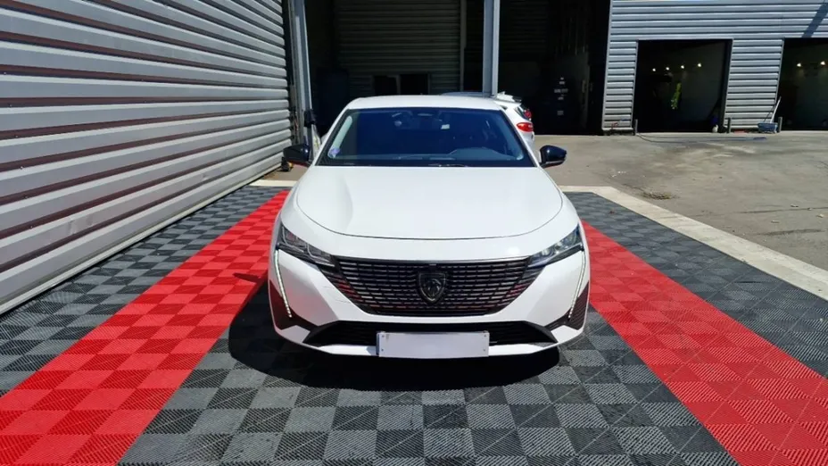 PEUGEOT 308 -