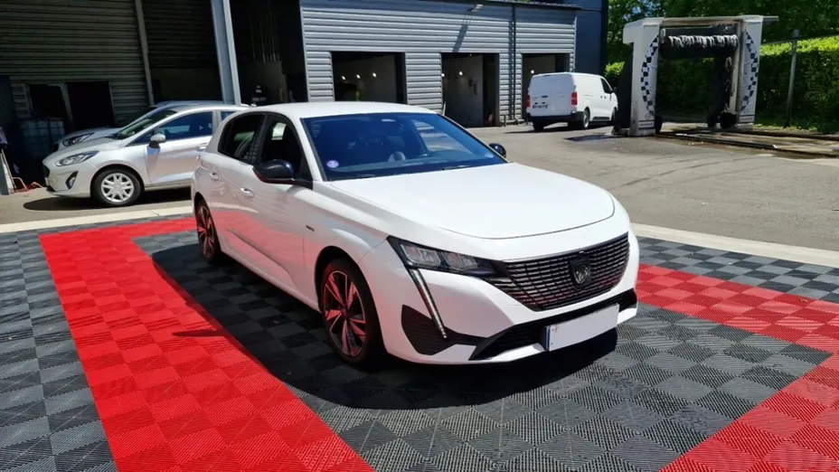 PEUGEOT 308 -