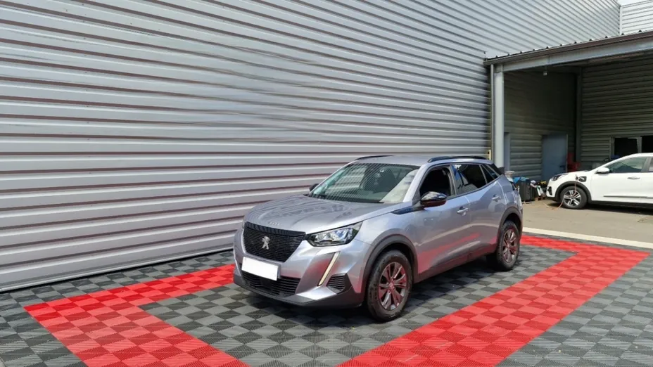 PEUGEOT 2008 -