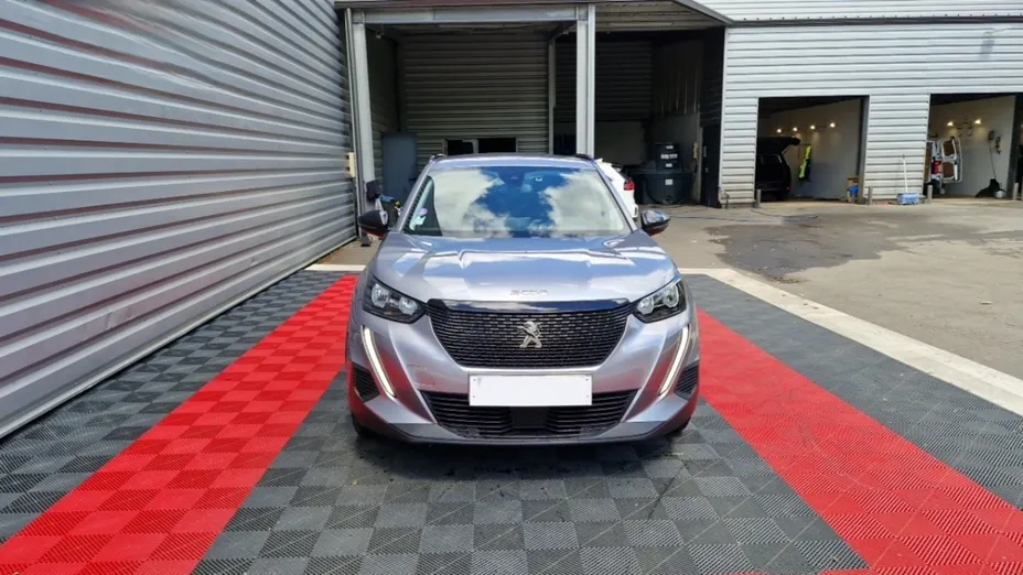 PEUGEOT 2008 -