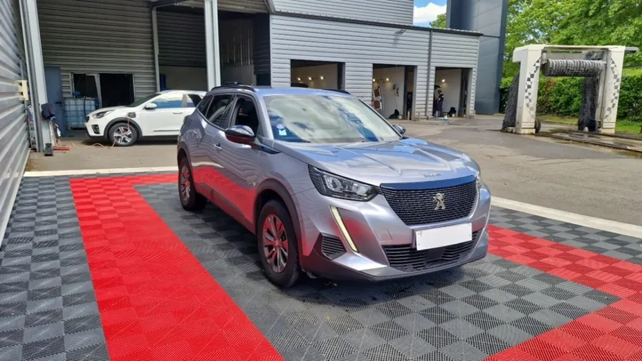 PEUGEOT 2008 -