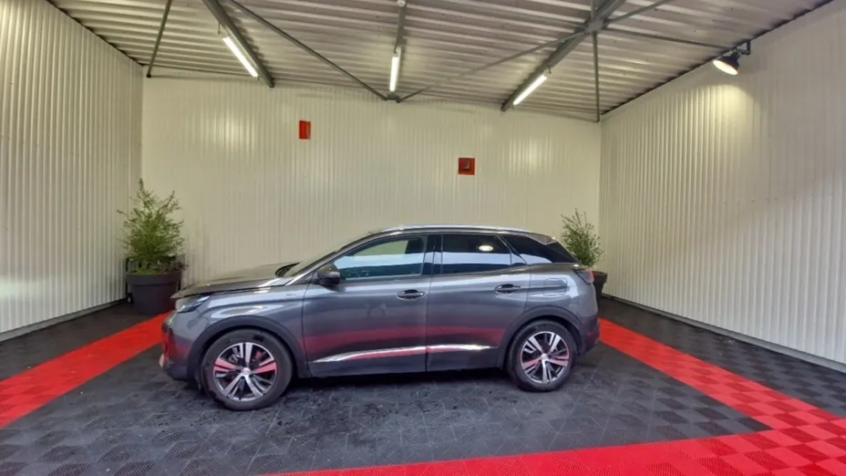 PEUGEOT 3008 -