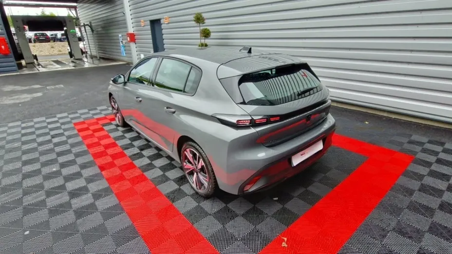 PEUGEOT 308 -