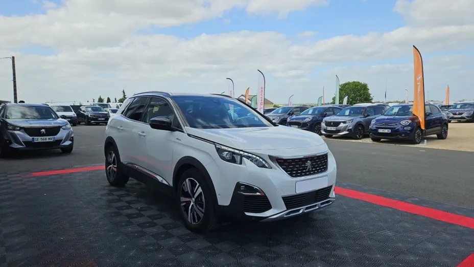 PEUGEOT 3008 -