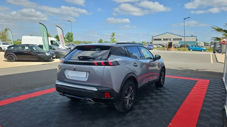 PEUGEOT 2008 -