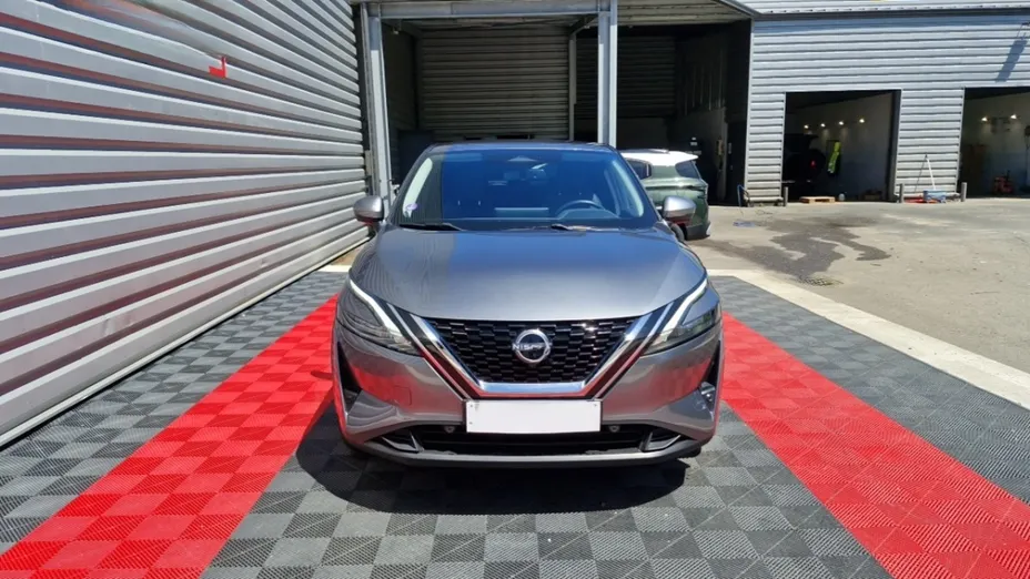 NISSAN Qashqai -