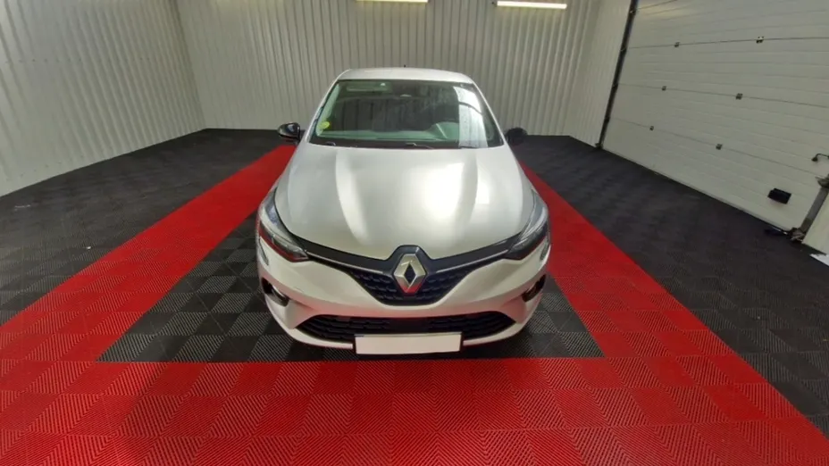 RENAULT Clio -