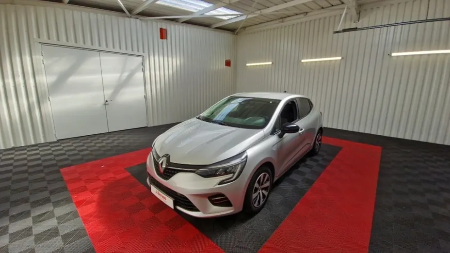 RENAULT Clio -