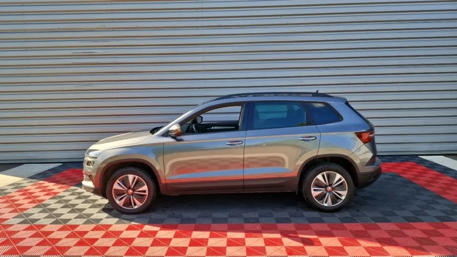 SKODA Karoq -