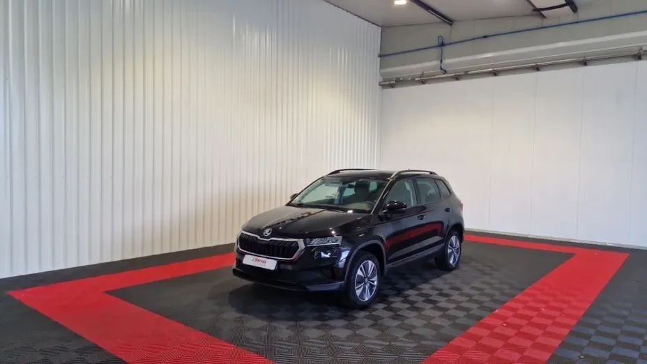 SKODA Karoq -