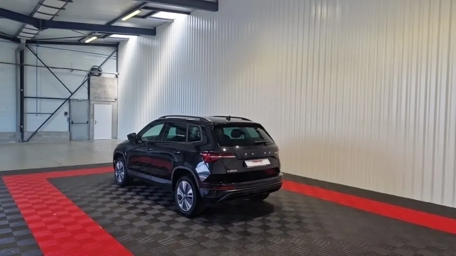 SKODA Karoq -