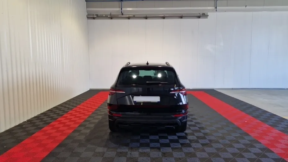 SKODA Karoq -