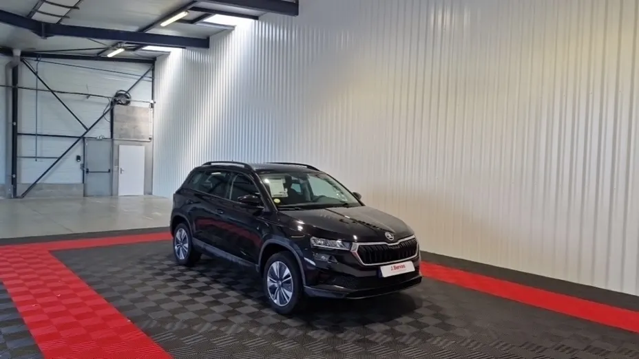SKODA Karoq -