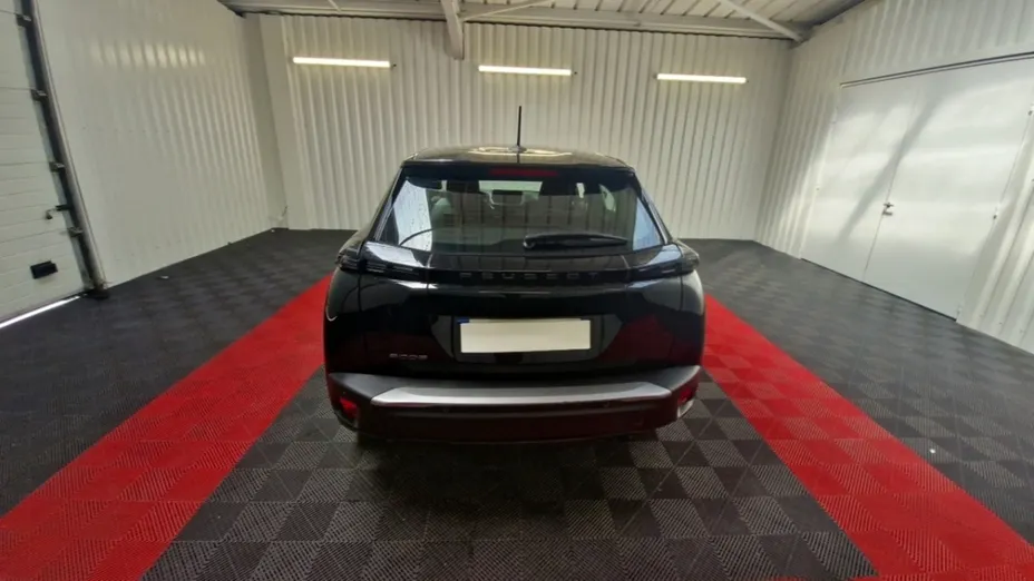 PEUGEOT 2008 -