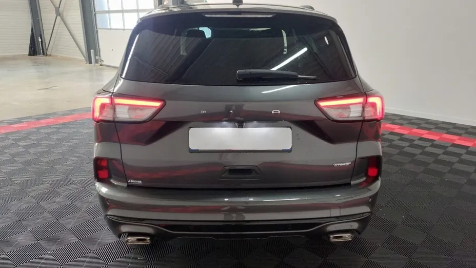 FORD Kuga -
