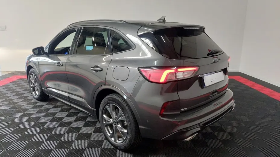 FORD Kuga -