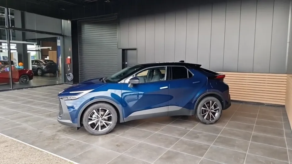 TOYOTA C-HR -