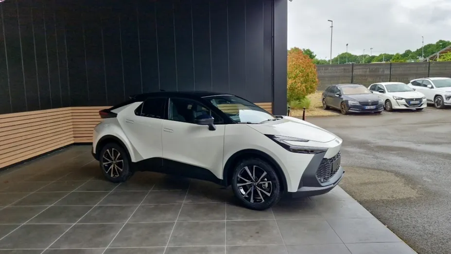 TOYOTA C-HR -