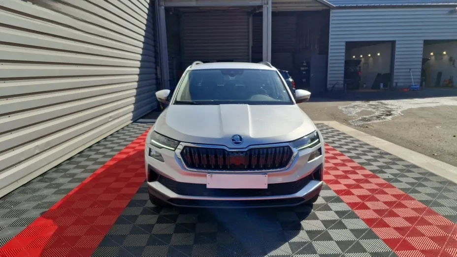 SKODA Karoq -