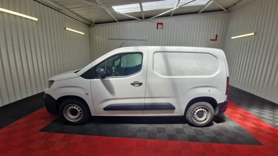 PEUGEOT Partner -