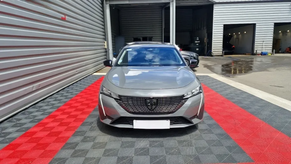 PEUGEOT 308 -