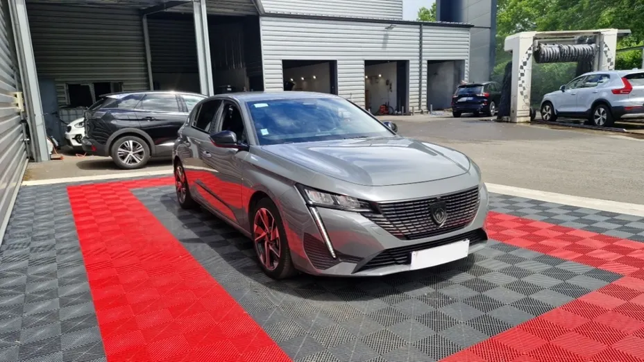 PEUGEOT 308 -