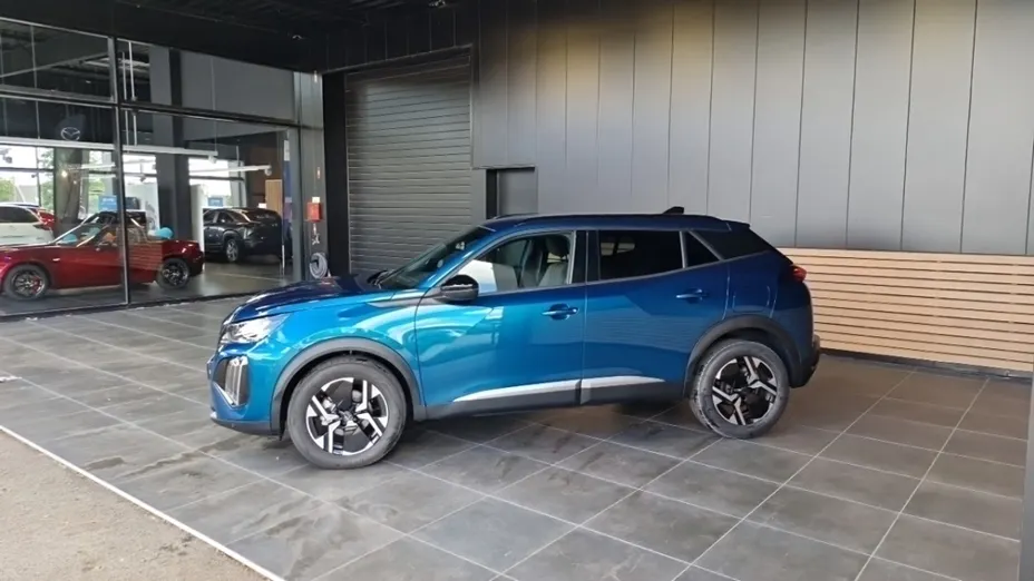 PEUGEOT 2008 -