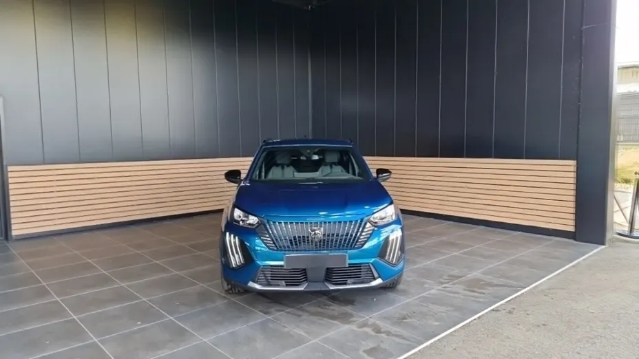 PEUGEOT 2008 -