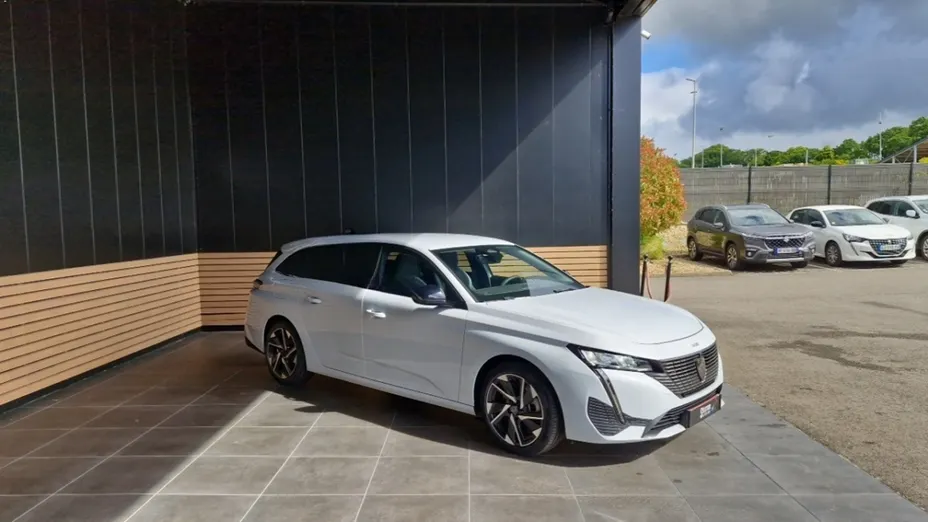 PEUGEOT 308 -