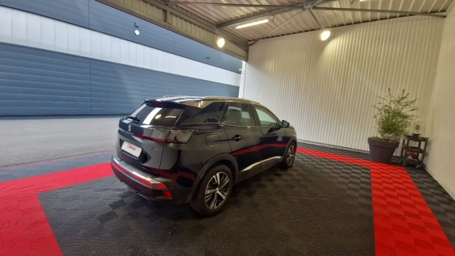 PEUGEOT 3008 -