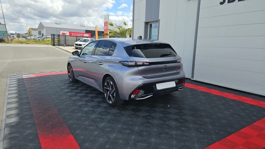 PEUGEOT 308 -