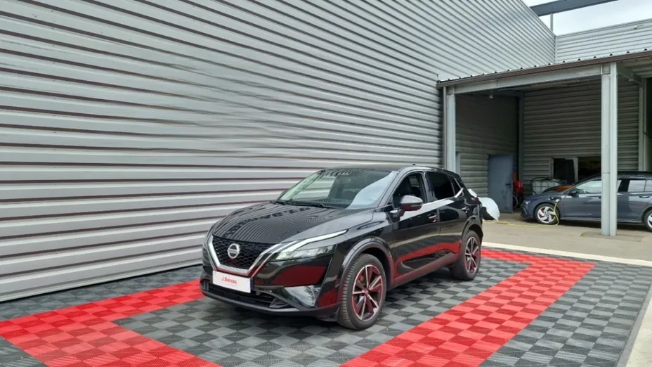 NISSAN Qashqai -