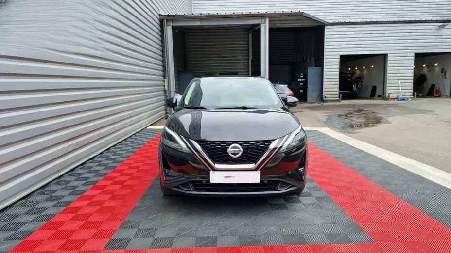 NISSAN Qashqai -
