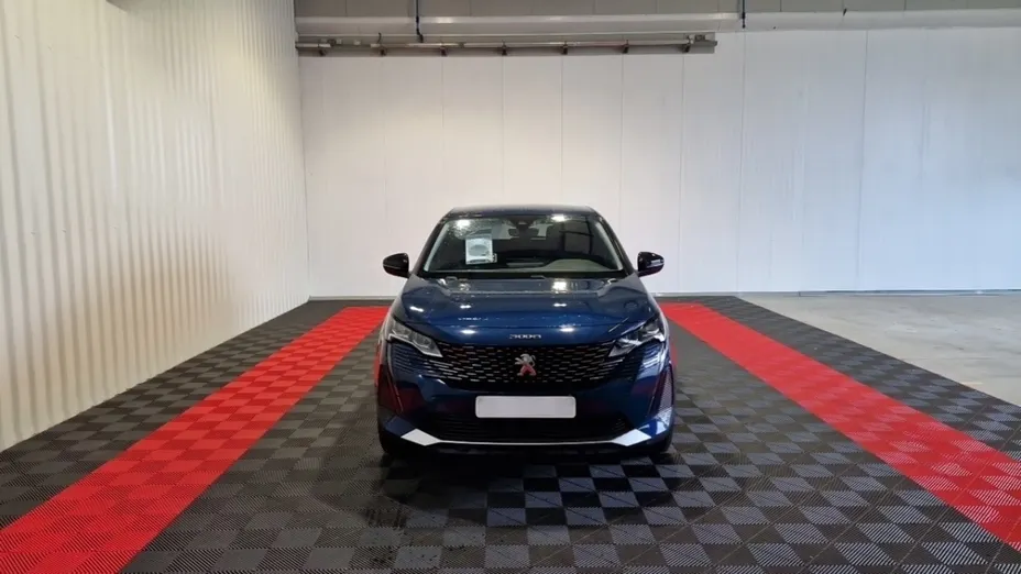 PEUGEOT 3008 -