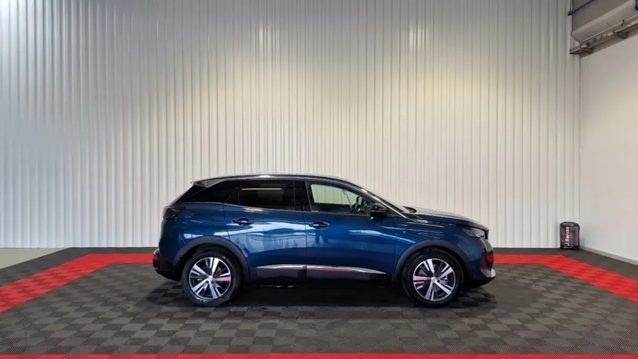 PEUGEOT 3008 -