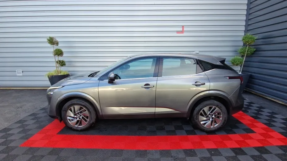 NISSAN Qashqai -