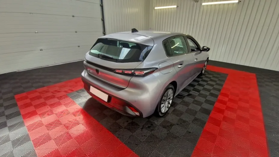 PEUGEOT 308 -
