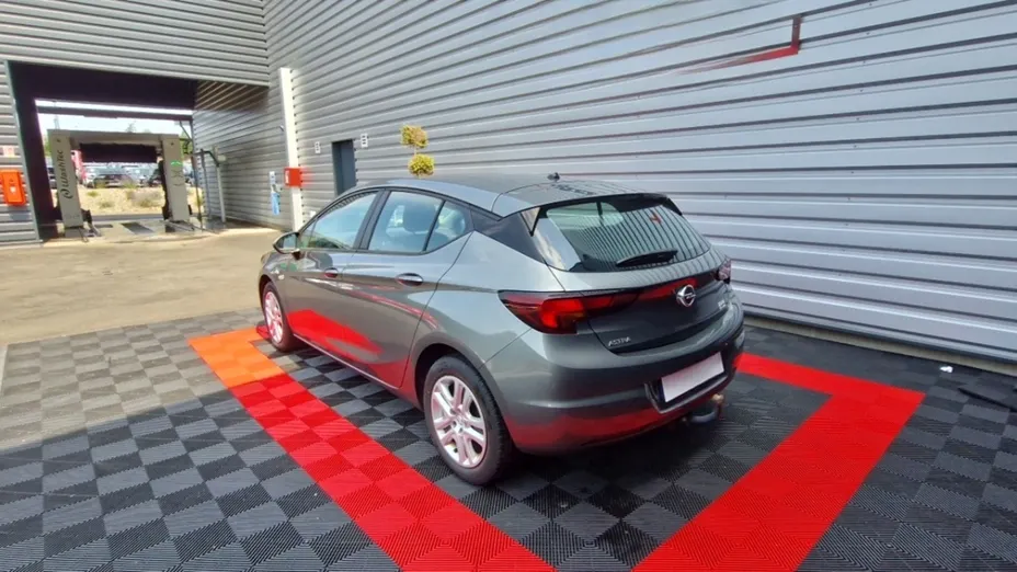 OPEL Astra -