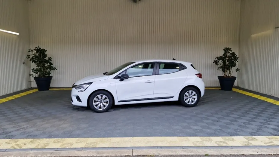 RENAULT Clio -