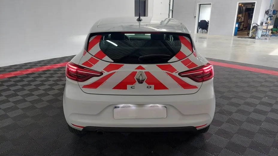 RENAULT Clio -