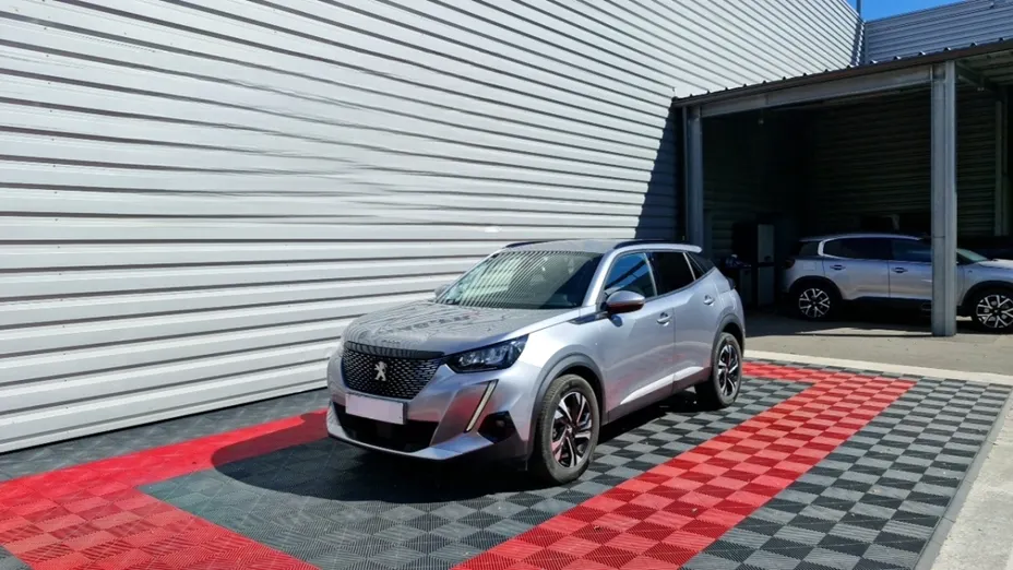 PEUGEOT 2008 -