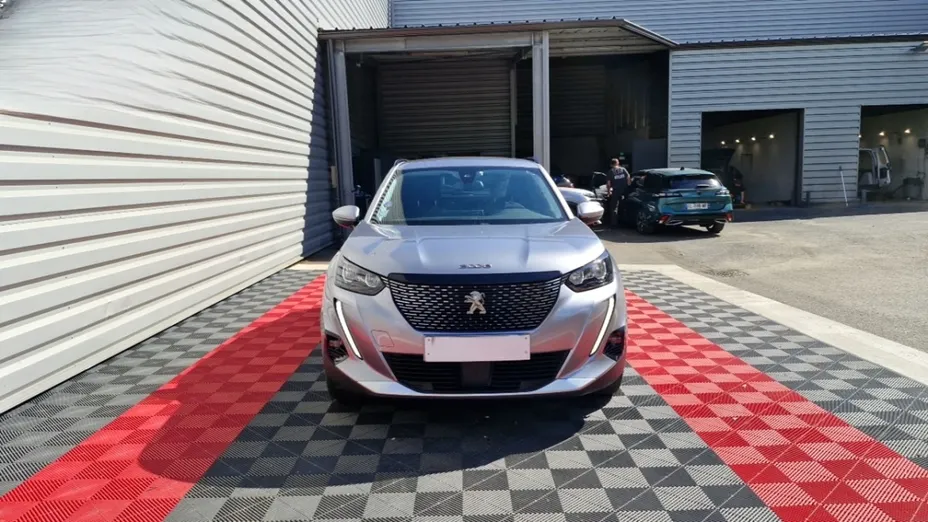 PEUGEOT 2008 -