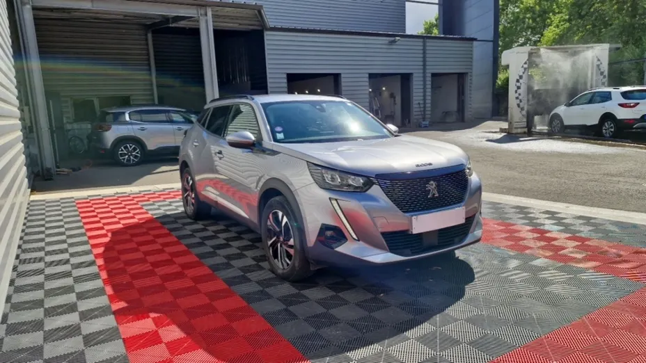PEUGEOT 2008 -