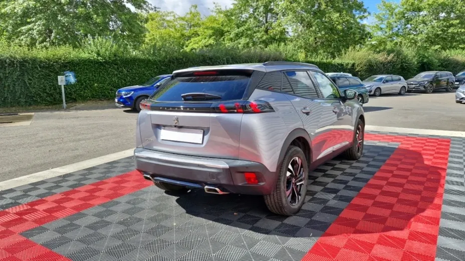 PEUGEOT 2008 -