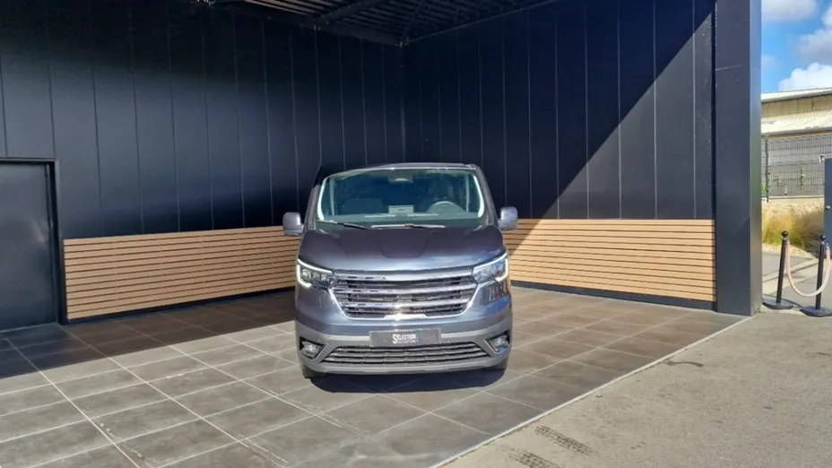 RENAULT Trafic -